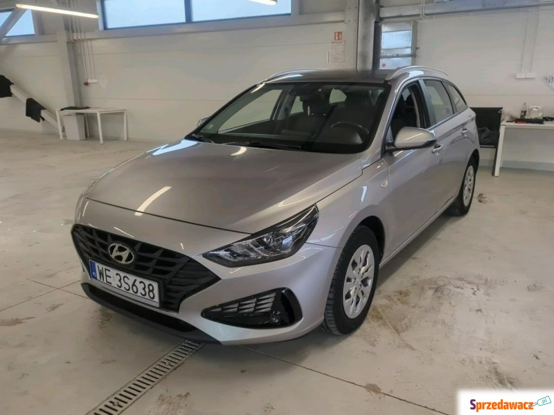 Hyundai i30  Kombi 2021,  1.5 benzyna - Na sprzedaż za 57 800 zł - Pęcice