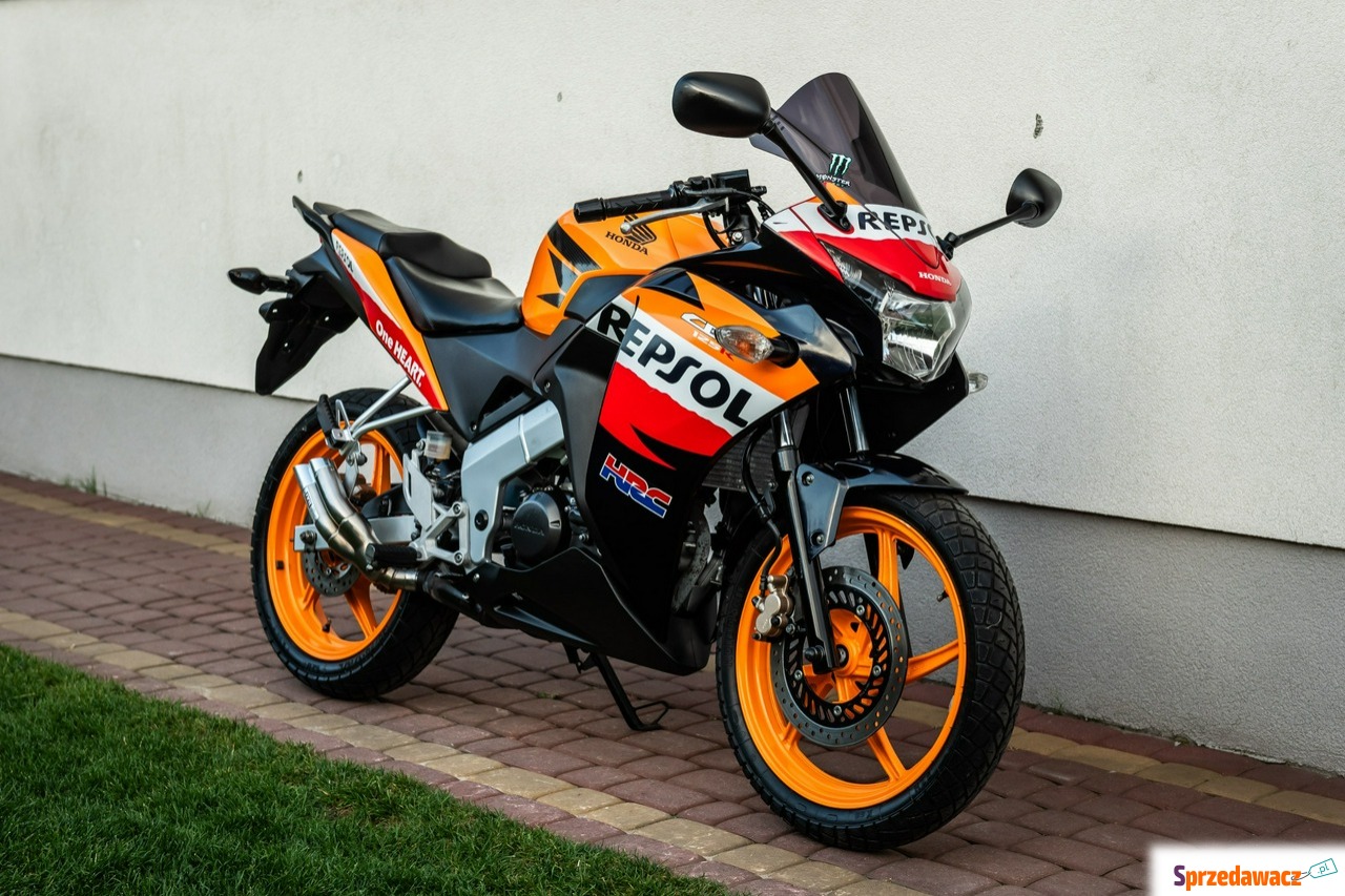 Honda CBR - 125 2012 REPSOL Raty...