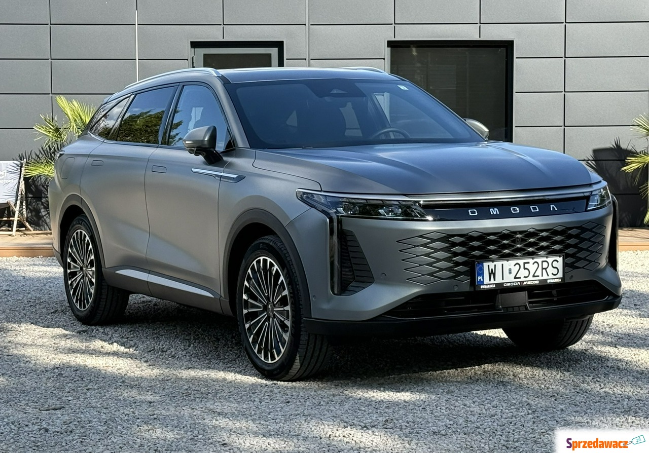 Omoda 9 2025