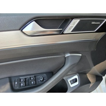 Volkswagen Passat  Kombi 2015,  2.0 diesel - Na sprzedaż za 44 900 zł - Warszawa - zdjęcie 7