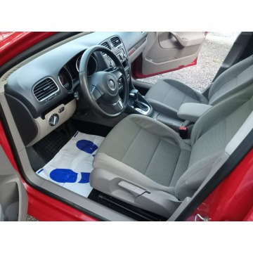 Volkswagen Golf  Kombi 2010,  1598.0 diesel, automat - Na sprzedaż za 29 900 zł - Janów Lubelski - zdjęcie 6
