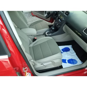 Volkswagen Golf  Kombi 2010,  1598.0 diesel, automat - Na sprzedaż za 29 900 zł - Janów Lubelski - zdjęcie 7