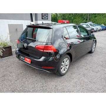 Volkswagen Golf  Hatchback 2018,  1598.0 diesel - Na sprzedaż za 49 900 zł - Janów Lubelski - zdjęcie 4