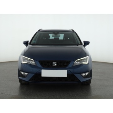 Seat Leon  Kombi 2015,  2.0 diesel, automat - Na sprzedaż za 35 999 zł - Piaseczno - zdjęcie 2