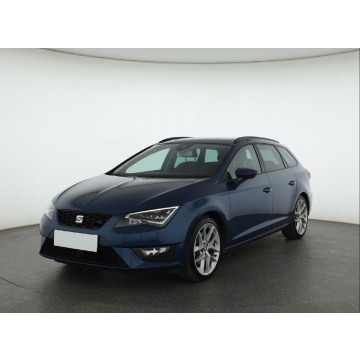 Seat Leon  Kombi 2015,  2.0 diesel, automat - Na sprzedaż za 35 999 zł - Piaseczno - zdjęcie 3