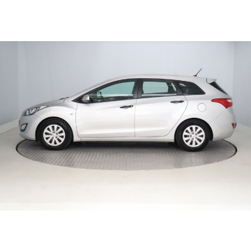 Hyundai i30  Kombi 2016,  1.4 benzyna - Na sprzedaż za 35 999 zł - Zabrze - zdjęcie 4
