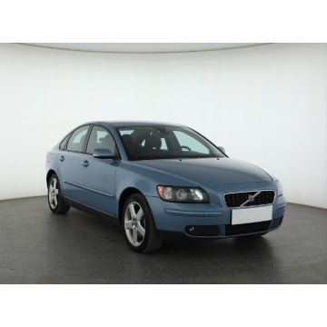 Volvo S40  Liftback 2004,  2.4 benzyna+LPG - Na sprzedaż za 8 999,00 zł - Piaseczno - zdjęcie 1