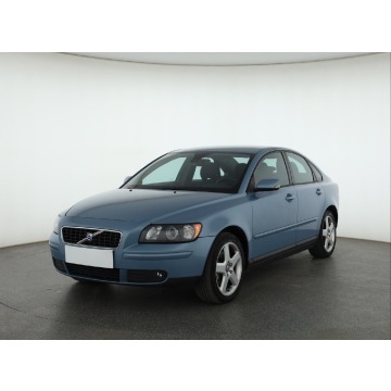Volvo S40  Liftback 2004,  2.4 benzyna+LPG - Na sprzedaż za 8 999,00 zł - Piaseczno - zdjęcie 3