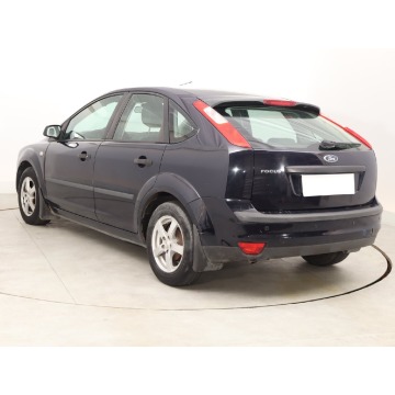 Ford Focus  Hatchback 2006,  1.6 benzyna - Na sprzedaż za 4 999,00 zł - Bielany Wrocławskie - zdjęcie 5