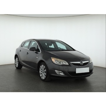 Opel Astra 1.4 T (140KM), 2011