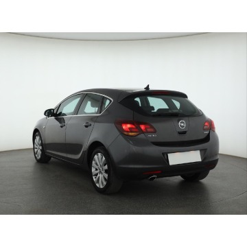 Opel Astra  Hatchback 2011,  1.4 benzyna - Na sprzedaż za 15 999 zł - Piaseczno - zdjęcie 5