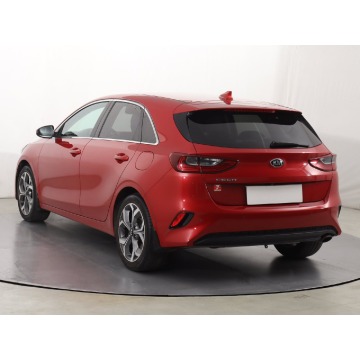 Kia Ceed  Hatchback 2020,  1.4 benzyna, automat - Na sprzedaż za 64 999 zł - Katowice - zdjęcie 5