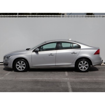 Volvo S60  Liftback 2014,  1.6 diesel - Na sprzedaż za 27 999 zł - Lublin - zdjęcie 4