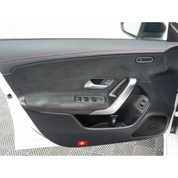 Mercedes - Benz CLA-klasa  Sedan/Limuzyna 2024,  1.3 benzyna, automat - Na sprzedaż za 143 850 zł - Gdańsk - zdjęcie 9