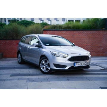 Ford Focus  Kombi 2017,  1.6 benzyna - Na sprzedaż za 34 700 zł - Kraków - zdjęcie 3
