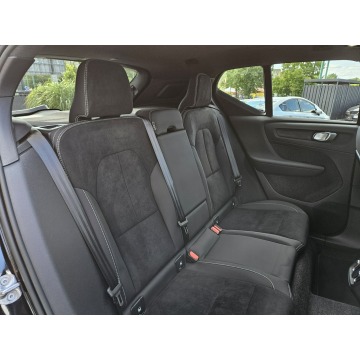 Volvo   SUV 2025,  2.0 benzyna, automat - Na sprzedaż za 182 500 zł - Tychy - zdjęcie 9