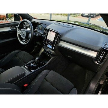 Volvo   SUV 2025,  2.0 benzyna, automat - Na sprzedaż za 182 500 zł - Tychy - zdjęcie 11