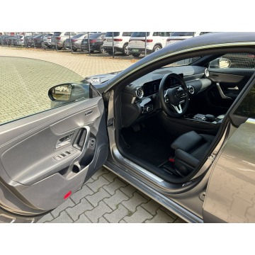 Mercedes - Benz CLA-klasa  Sedan/Limuzyna 2023,  1.3 benzyna, automat - Na sprzedaż za 136 000 zł - Jawczyce - zdjęcie 11
