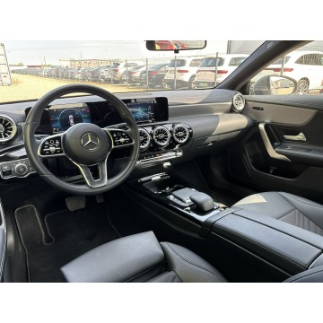 Mercedes - Benz CLA-klasa  Sedan/Limuzyna 2023,  1.3 benzyna, automat - Na sprzedaż za 136 000 zł - Jawczyce - zdjęcie 12