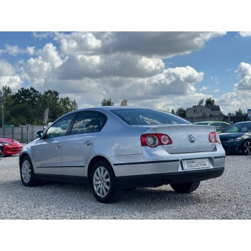 Volkswagen Passat  Sedan/Limuzyna 2006,  1.9 diesel - Na sprzedaż za 11 900 zł - Michałowice-Wieś - zdjęcie 6