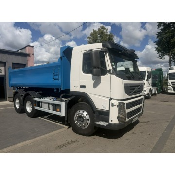 Volvo  2014,  10.8 diesel, automat - Na sprzedaż za 299 999 zł - Kozerki - zdjęcie 4