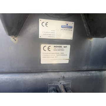 Volvo  2014,  10.8 diesel, automat - Na sprzedaż za 299 999 zł - Kozerki - zdjęcie 9