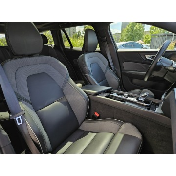 Volvo V60  Kombi 2025,  2.0 benzyna, automat - Na sprzedaż za 169 900 zł - Tychy - zdjęcie 12