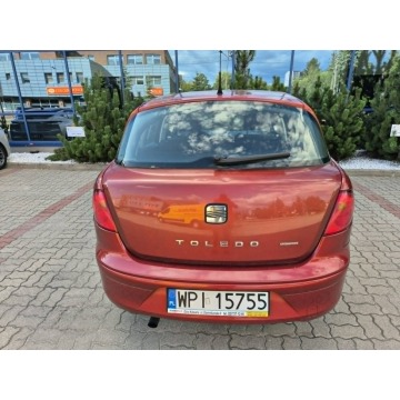 Seat Toledo  Hatchback 2008,  1.6 benzyna - Na sprzedaż za 5 999,00 zł - Warszawa - zdjęcie 5