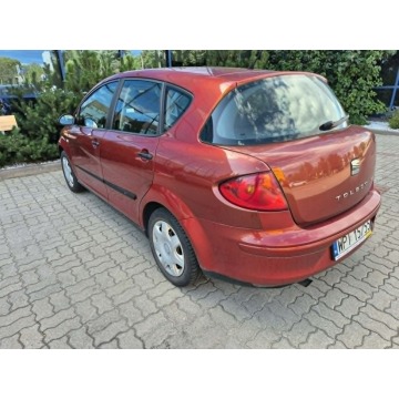 Seat Toledo  Hatchback 2008,  1.6 benzyna - Na sprzedaż za 5 999,00 zł - Warszawa - zdjęcie 4