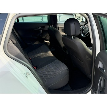 Opel Insignia  Kombi 2015,  2.0 diesel - Na sprzedaż za 30 999 zł - Gostyń - zdjęcie 8