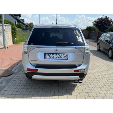 Mitsubishi Outlander  SUV 2015,  2.3 diesel, automat - Na sprzedaż za 32 999 zł - Gostyń - zdjęcie 5