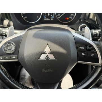 Mitsubishi Outlander  SUV 2015,  2.3 diesel, automat - Na sprzedaż za 32 999 zł - Gostyń - zdjęcie 12