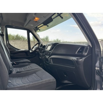 Iveco Daily 2018,  3.0 diesel - Na sprzedaż za 59 900 zł - Karolinki - zdjęcie 10