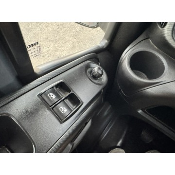 Iveco Daily 2018,  3.0 diesel - Na sprzedaż za 59 900 zł - Karolinki - zdjęcie 12