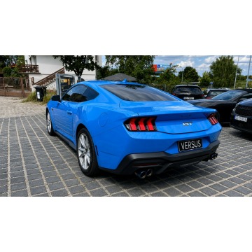 Ford Mustang  Coupe/Sportowy 2023,  5.0 benzyna, automat - Na sprzedaż za 199 900 zł - Gdynia - zdjęcie 4