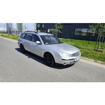 Ford Mondeo - 1.8 LPG do 32r 2002r Klima Czujniki Parkowania Hak 206tys
