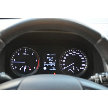 Hyundai Tucson  SUV 2015,  1.7 diesel - Na sprzedaż za 53 900 zł - Ostrów Mazowiecka - zdjęcie 9