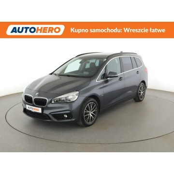 BMW 220 - 7 os. automat full LED navi klima auto grzane fotele czujniki parkowan