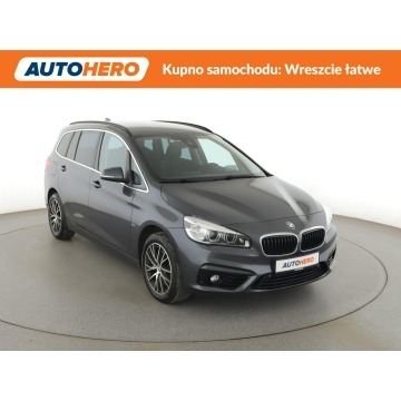 BMW Seria 2  Minivan/Van 2016,  2.0 diesel, automat - Na sprzedaż za 58 200 zł - Warszawa - zdjęcie 10