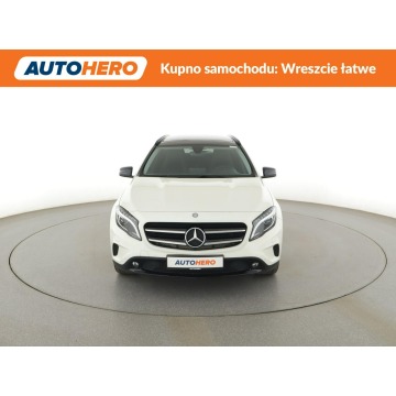 Mercedes - Benz GLA-klasa  SUV 2016,  1.6 benzyna - Na sprzedaż za 58 600 zł - Warszawa - zdjęcie 11