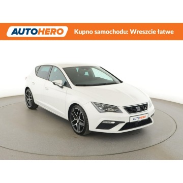 Seat Leon  Hatchback 2018,  1.5 benzyna, automat - Na sprzedaż za 57 400 zł - Warszawa - zdjęcie 10