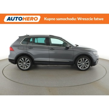 Volkswagen Tiguan  SUV 2019,  1.5 benzyna, automat - Na sprzedaż za 77 000 zł - Warszawa - zdjęcie 9
