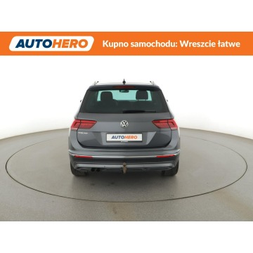 Volkswagen Tiguan  SUV 2019,  1.5 benzyna, automat - Na sprzedaż za 77 000 zł - Warszawa - zdjęcie 6