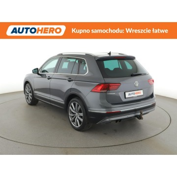 Volkswagen Tiguan  SUV 2019,  1.5 benzyna, automat - Na sprzedaż za 77 000 zł - Warszawa - zdjęcie 4