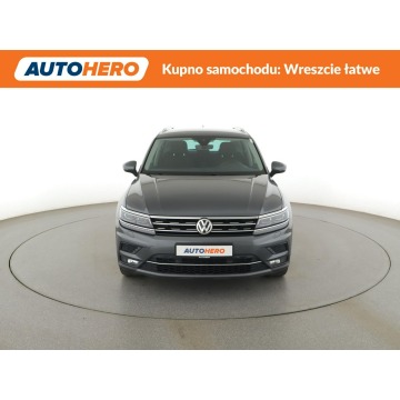 Volkswagen Tiguan  SUV 2019,  1.5 benzyna, automat - Na sprzedaż za 77 000 zł - Warszawa - zdjęcie 11
