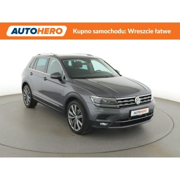 Volkswagen Tiguan  SUV 2019,  1.5 benzyna, automat - Na sprzedaż za 77 000 zł - Warszawa - zdjęcie 10