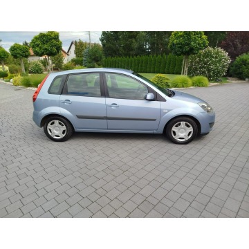 Ford Fiesta  Hatchback 2006,  1.4 benzyna - Na sprzedaż za 5 400,00 zł - Jarocin - zdjęcie 4