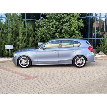 BMW Seria 1  Hatchback 2006,  3.0 benzyna, automat - Na sprzedaż za 31 999 zł - Warszawa - zdjęcie 2