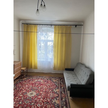 Mieszkanie jednopokojowe Starachowice,   36 m2, pierwsze piętro - Sprzedam - zdjęcie 1