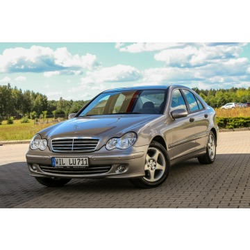 Mercedes - Benz C-klasa  Sedan/Limuzyna 2005,  1.8 benzyna, automat - Na sprzedaż za 19 900 zł - Ostrów Mazowiecka - zdjęcie 7